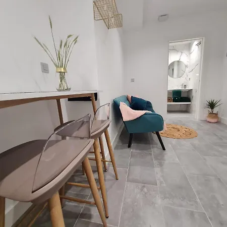 Loftinmalaga 4* مالقة