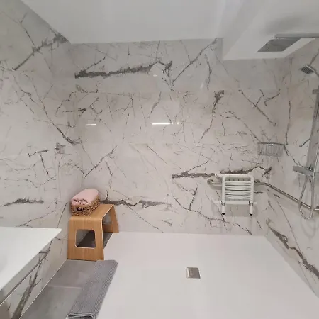 Loftinmalaga 4*
