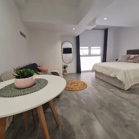 Loftinmalaga مالقة
