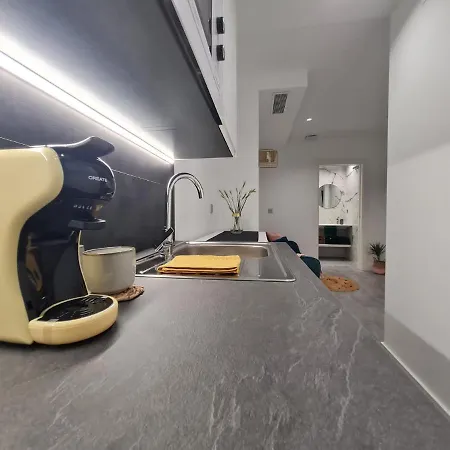 Loftinmalaga Apartmanhotel 4*