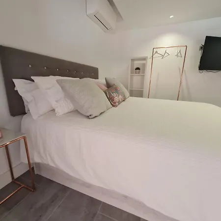 Loftinmalaga Apartmanhotel 4*